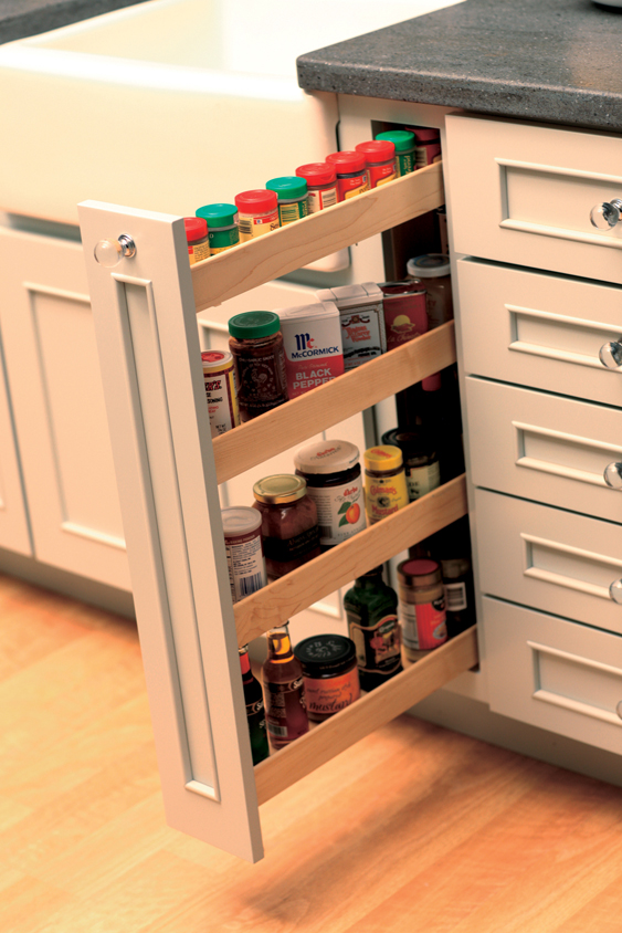 https://www.cardinalkb.com/files/media/sites/2/2012/11/6-inch-spice-pull-out-storage.jpg